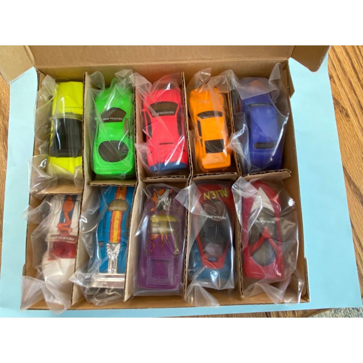 Hot Wheels 10-Car Revealers Set in Bags with Box and Coa