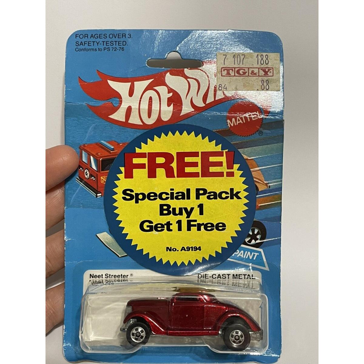 1982 Hot Wheels Neet Streeter Plum- Hood Scoop Fallen Inside Error