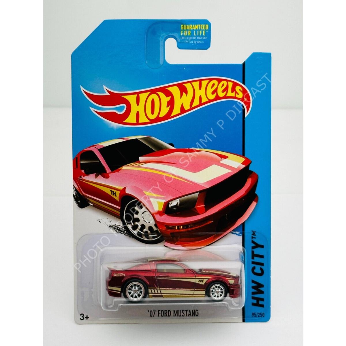 Hot Wheels 2014 Super Treasure Hunt `07 Ford Mustang Red