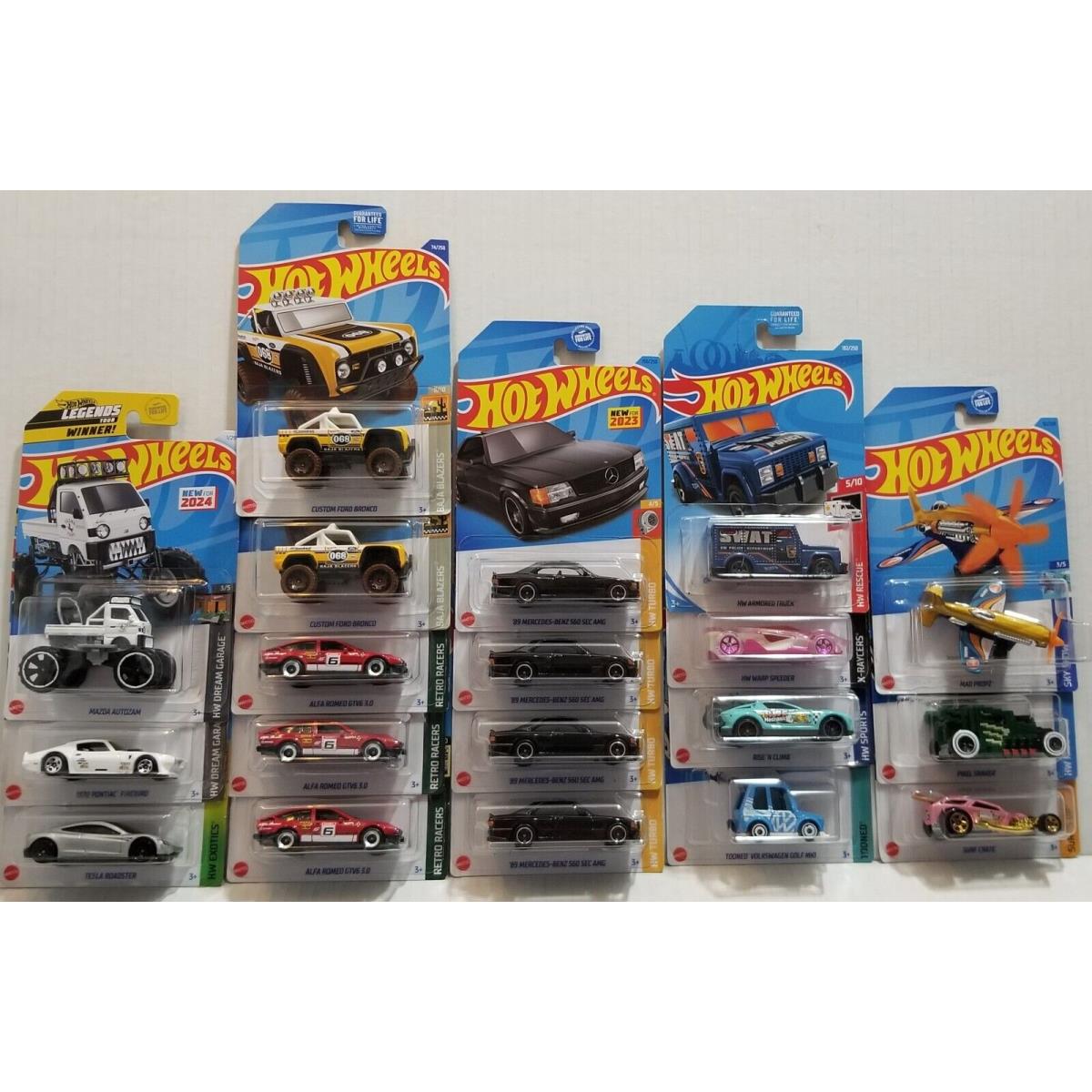 Hot Wheels Assorted Lot of 19 w/ Treasure Hunts Exclusives