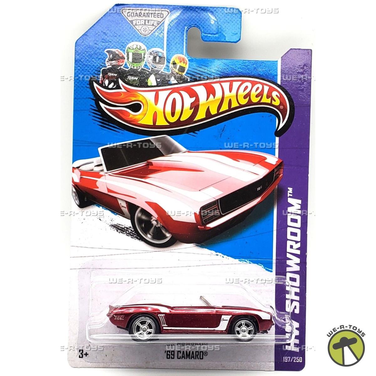 Hot Wheels 69 Camaro HW Showroom Super Treasure Hunt Vehicle 2012 Mattel X2023