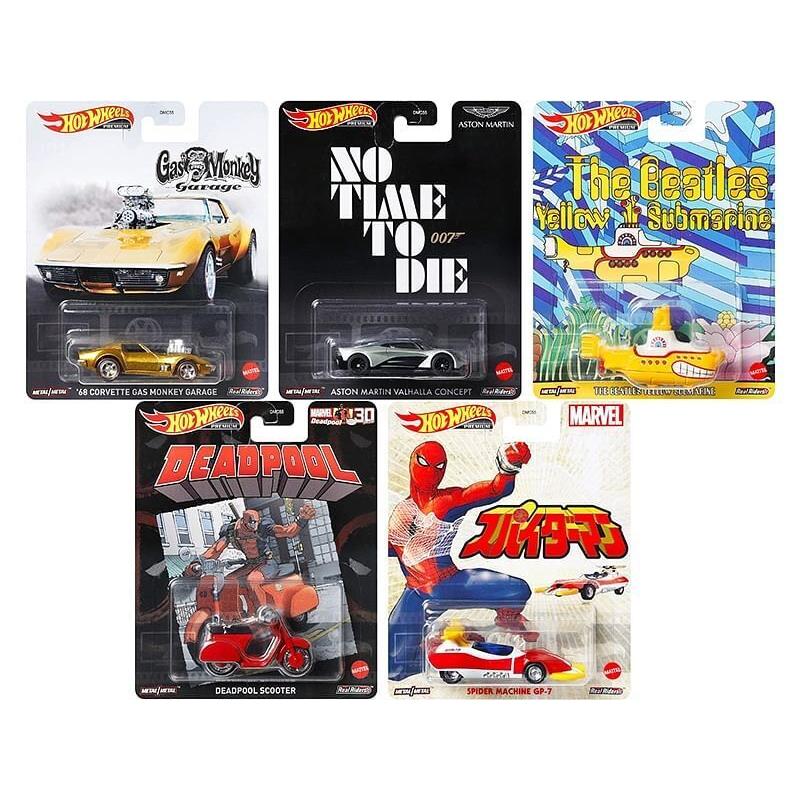 Retro Entertainment 2021 5 Piece Set Diecast Model Cars by Hot Wheels