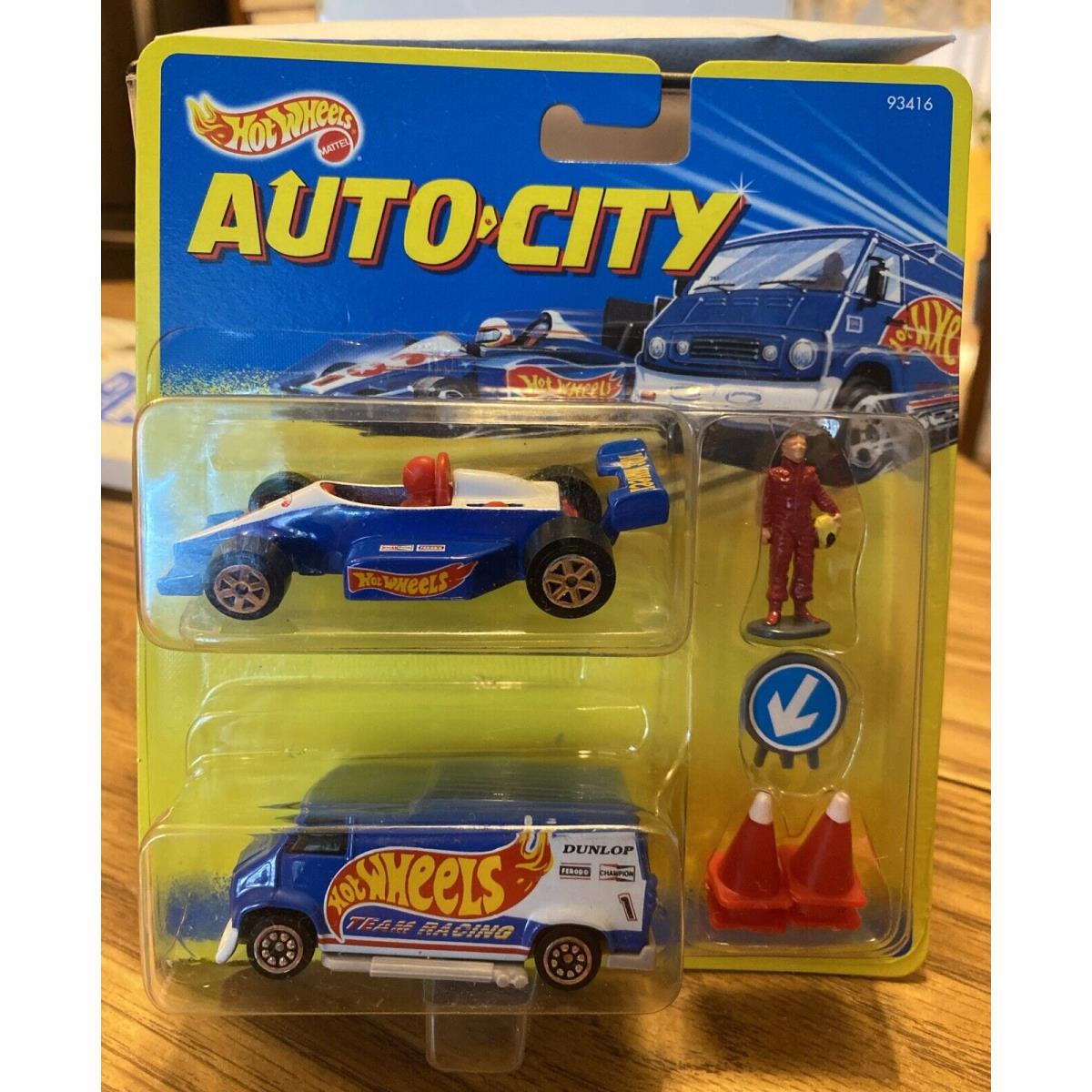 1994 Hot Wheels Auto City Race Team 2 Pack W/ Pieces 93416 Corgi Van Formula 1