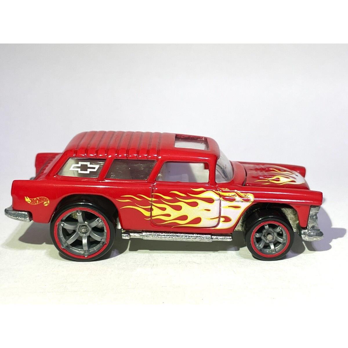 Hot Wheels Custom Made Redline 1956 / 1997 Classic Nomad Red with Flames