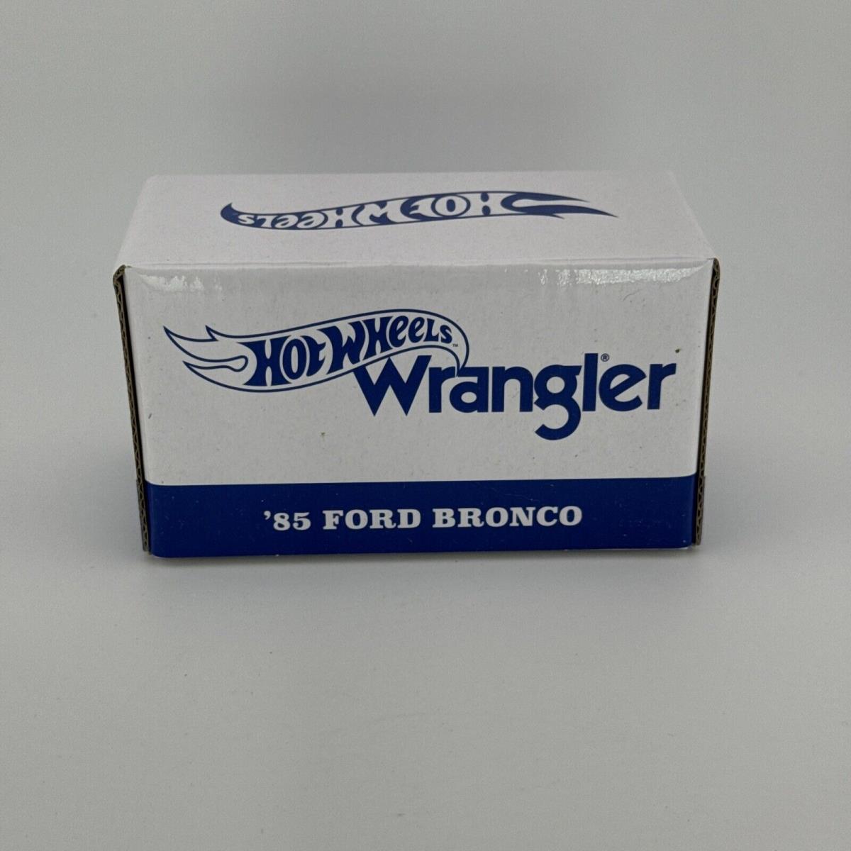 2024 Hot Wheels x Wrangler 85 Ford Bronco Rlc In Hand