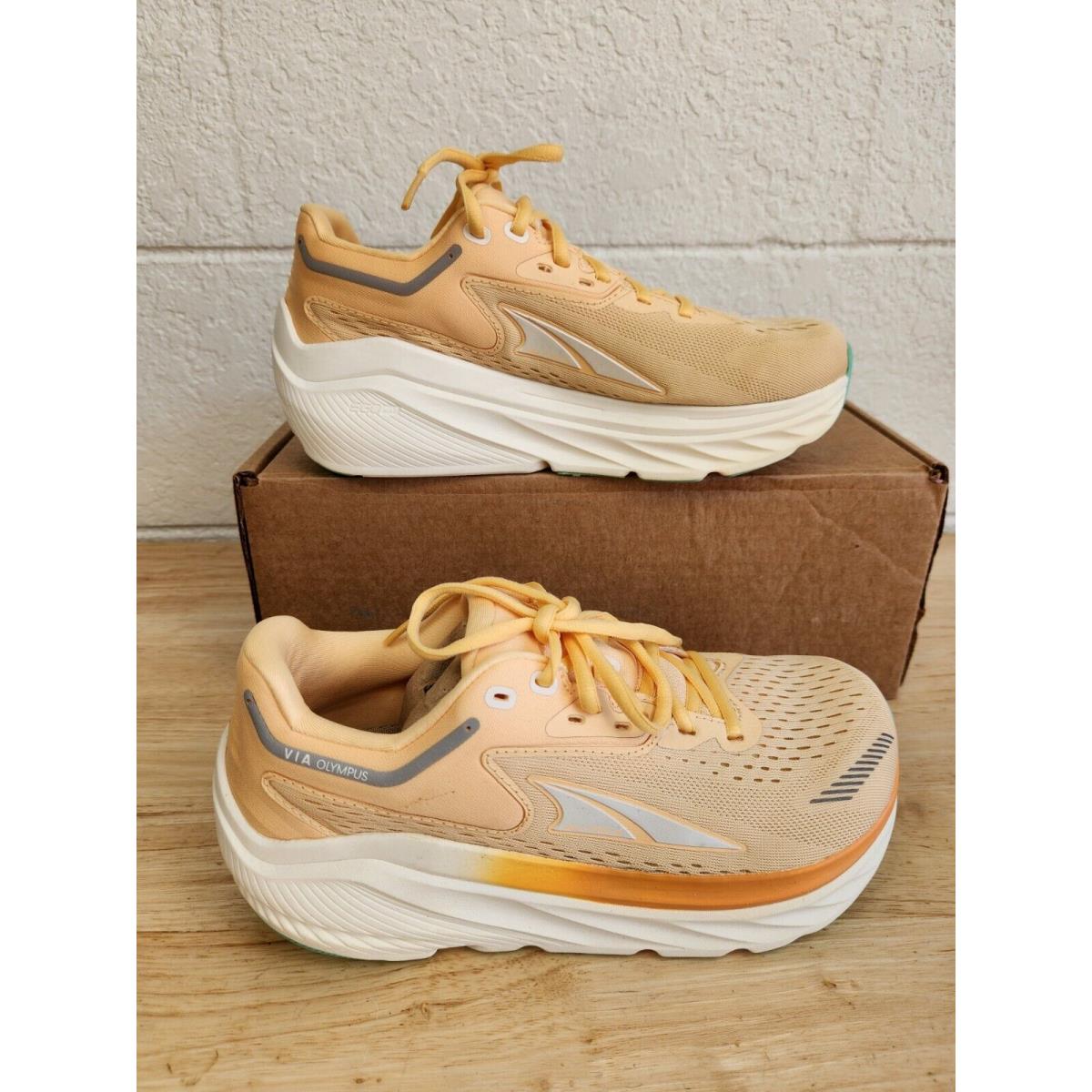 Altra Via Olympus Womens 7.5 Orange Running Walking Gym Sneaker AL0A82CR380