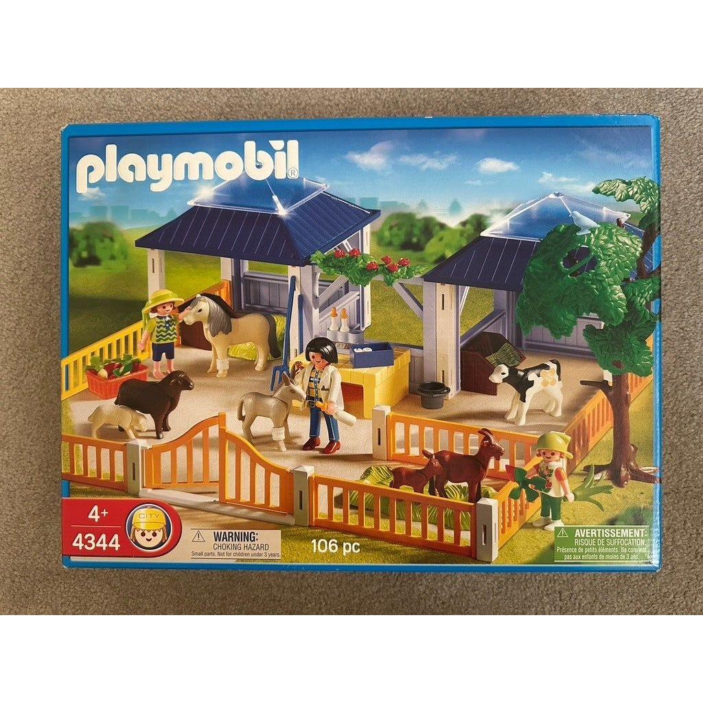 Playmobil Animal Clinic Nursery Play Set 4344 - - 6231