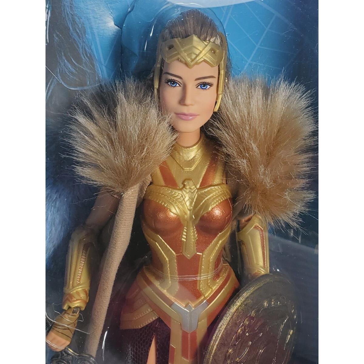 N602 Nrfb Barbie Wonder Woman Hippolyta Connie Neilsen Celebirty Doll DWD83