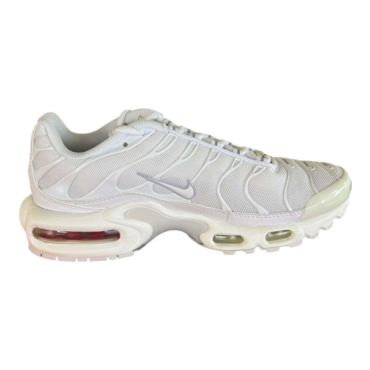 Nike Women`s Air Max Plus Triple White Walking Shoes Sneakers DM2362-100 - White