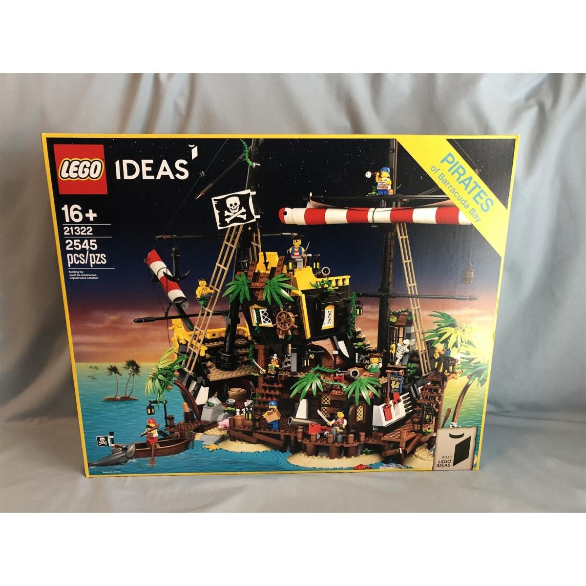 Lego Set 21322 Pirates of Barracuda Bay Ideas Captain Redbeard Ship