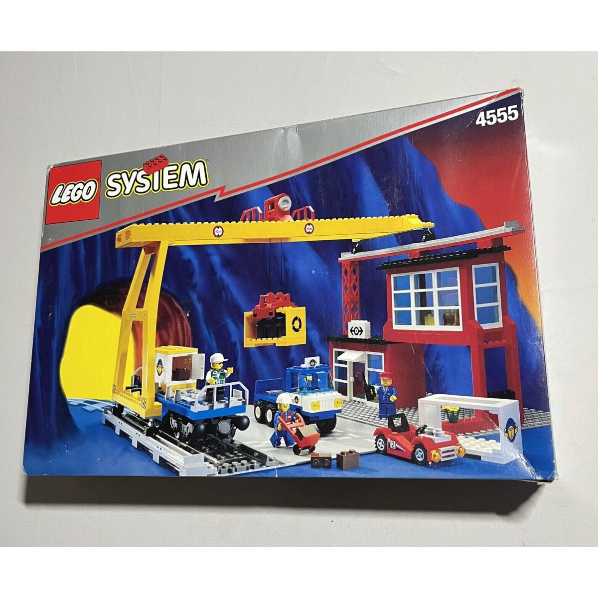 Lego Train Set 4555 Cargo Station 9V