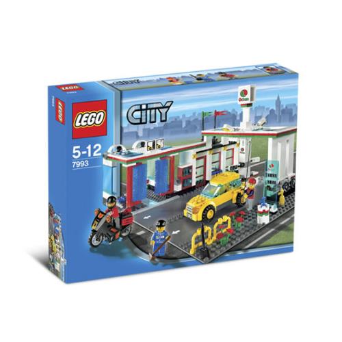 Lego Service Station 7993 Town Minifigure Building Set