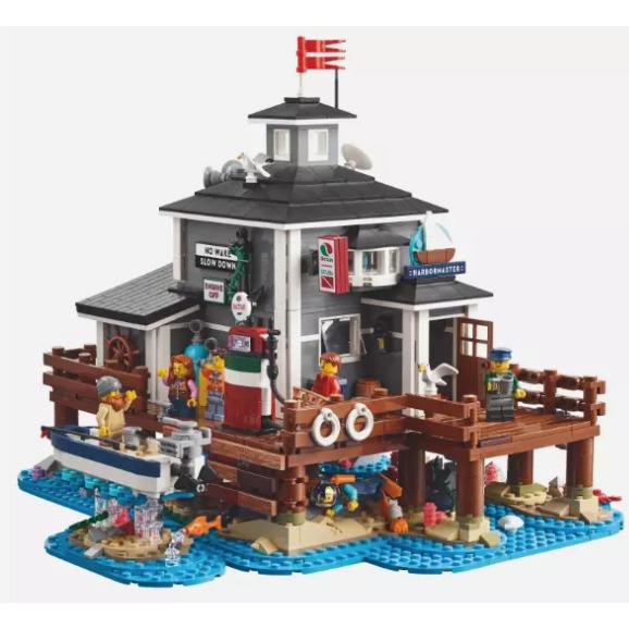 Bricklink Designer Program Harbormaster`s Office Trusted Seller