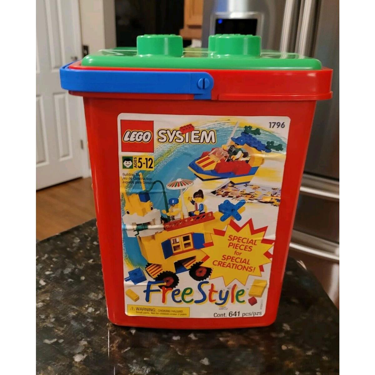 Lego System 1796 Free Style Vintage 1996 Bucket 641 Pieces Retired