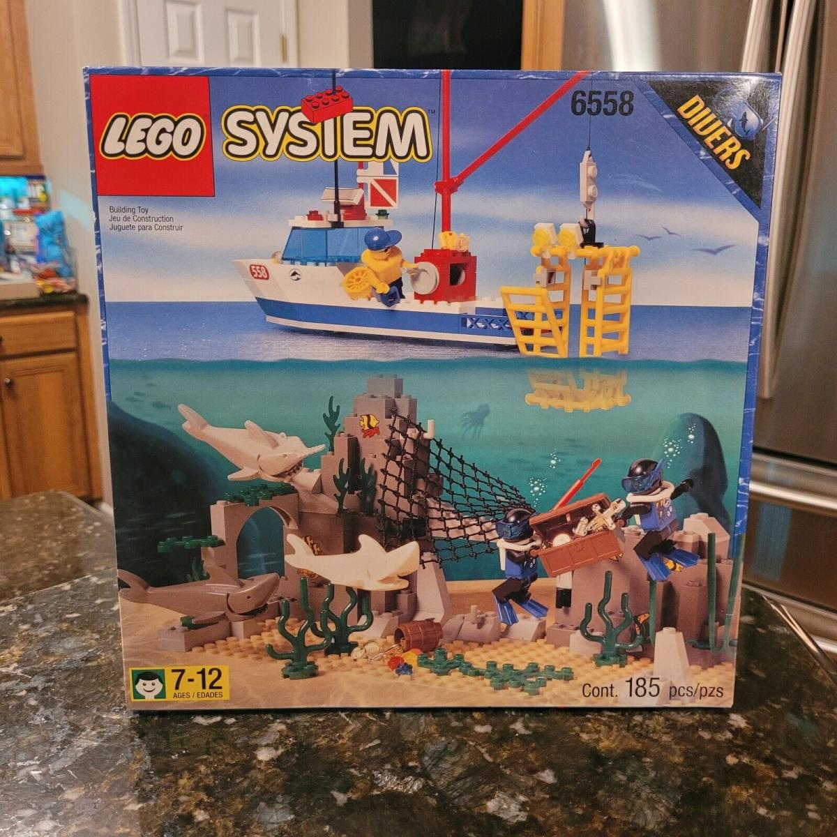 Lego Town: Shark Cage Cove 6558 Rare