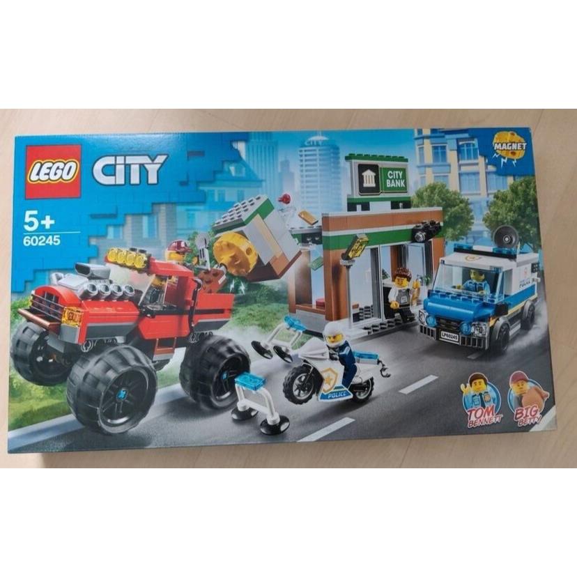 Lego City Police Monster Truck Heist 60245 Toy Building Kit 362 Pcs