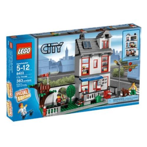 Lego City House 8403 Town Minifigure Building Set