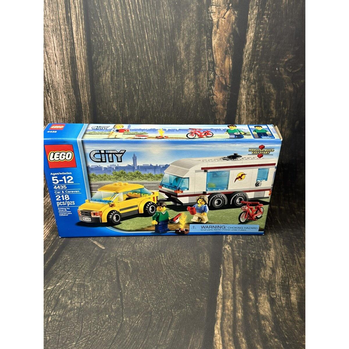 Lego City 4435 Car and Caravan