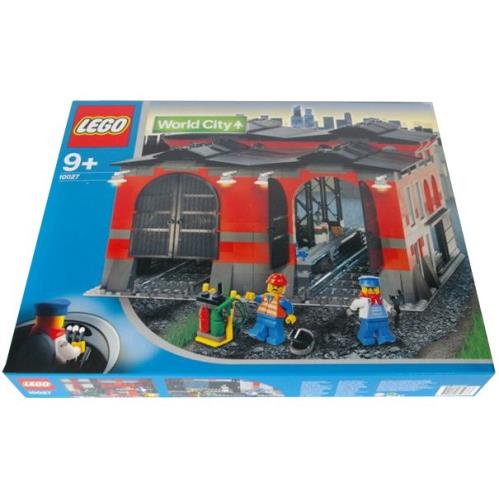 Lego Train Engine Shed 10027 Train Minifigure Building Set