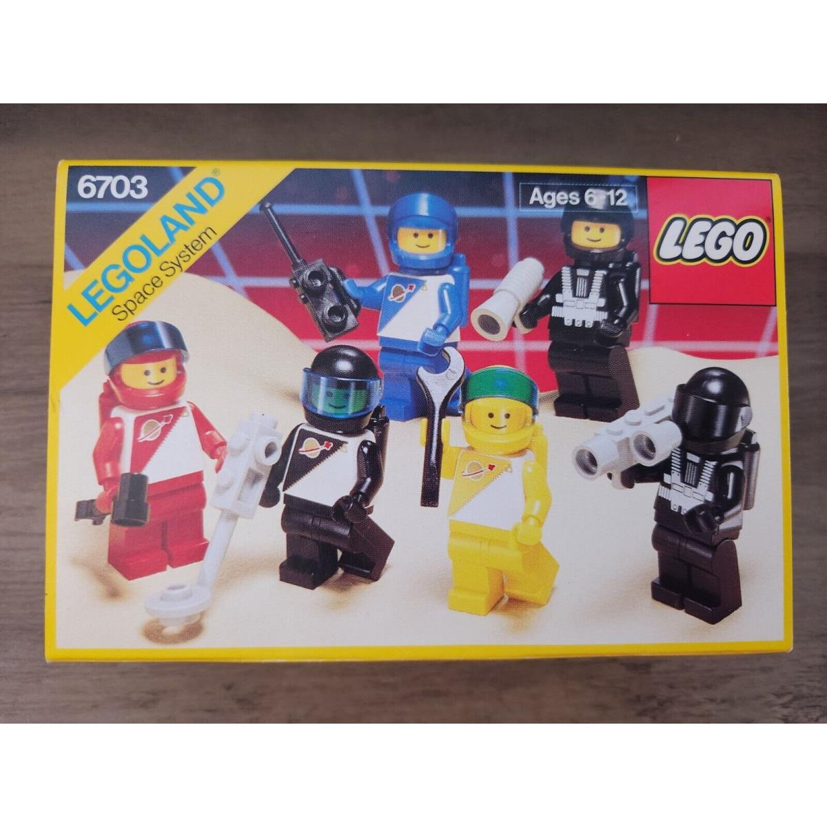 Lego Space Classic 6703 Space Mini-figures