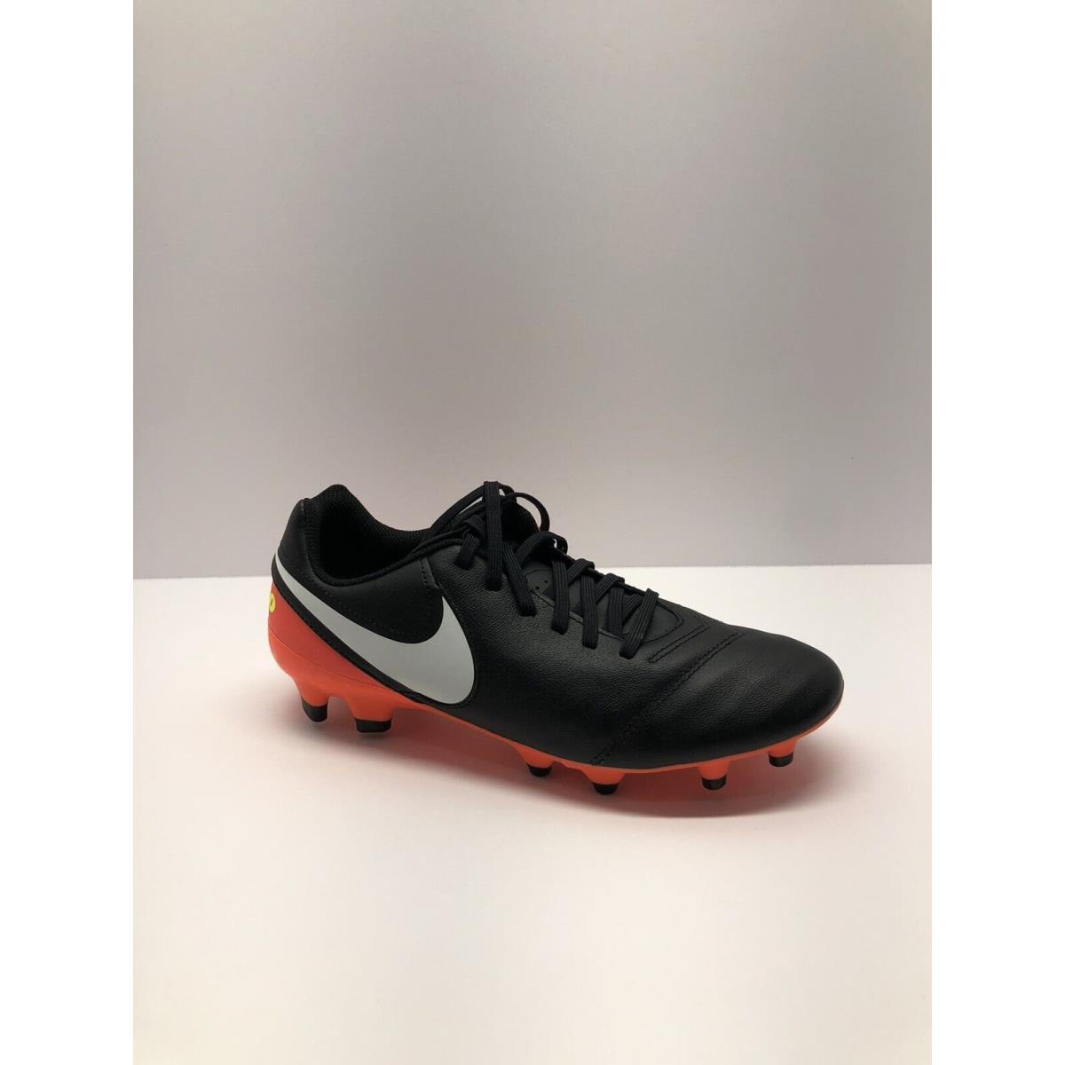 Nike Tiempo Genio II FG Black Soccer Cleats Men`s 7/ Women 8.5