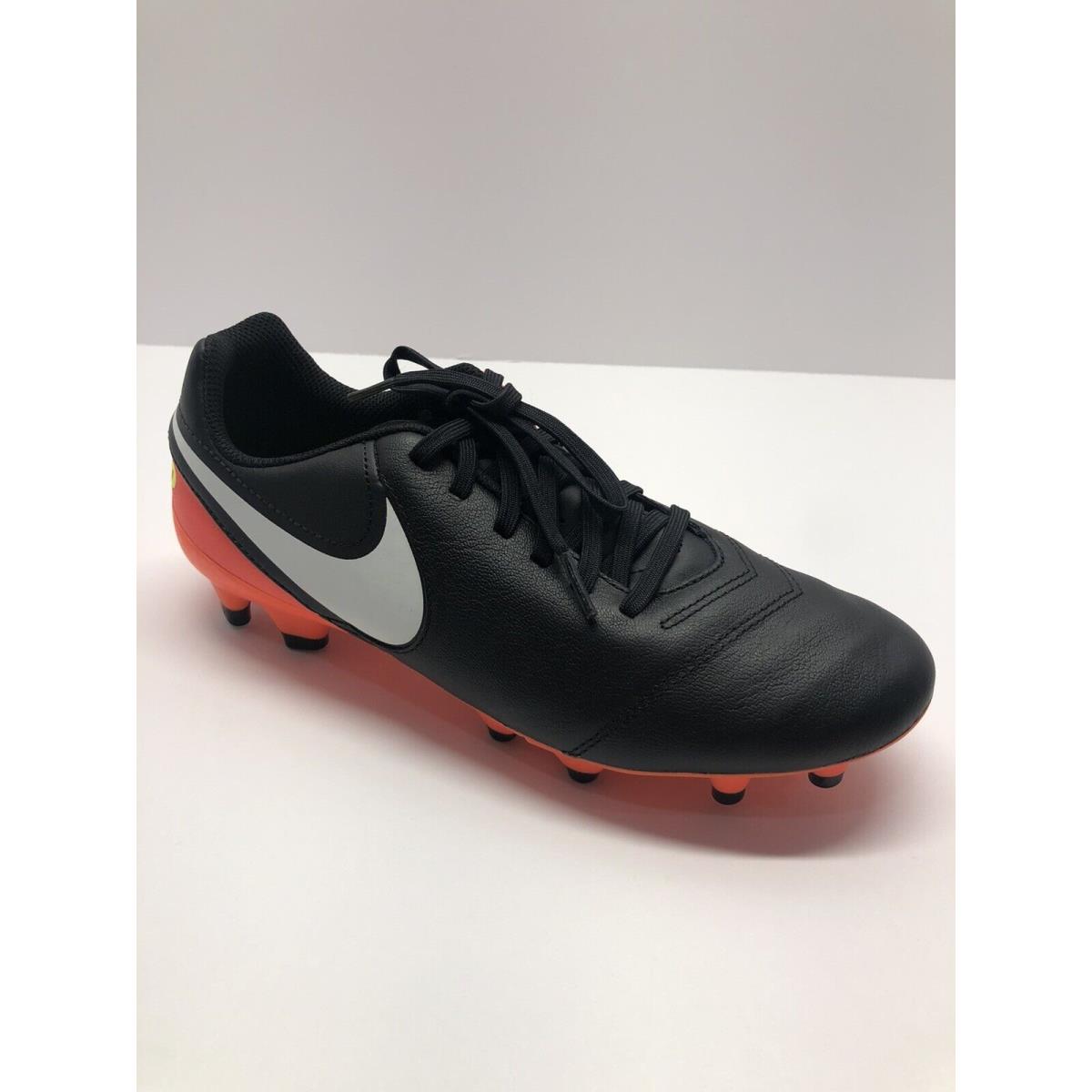 Nike Tiempo Genio II FG Black Soccer Cleats Men`s 7/ Women 8.5
