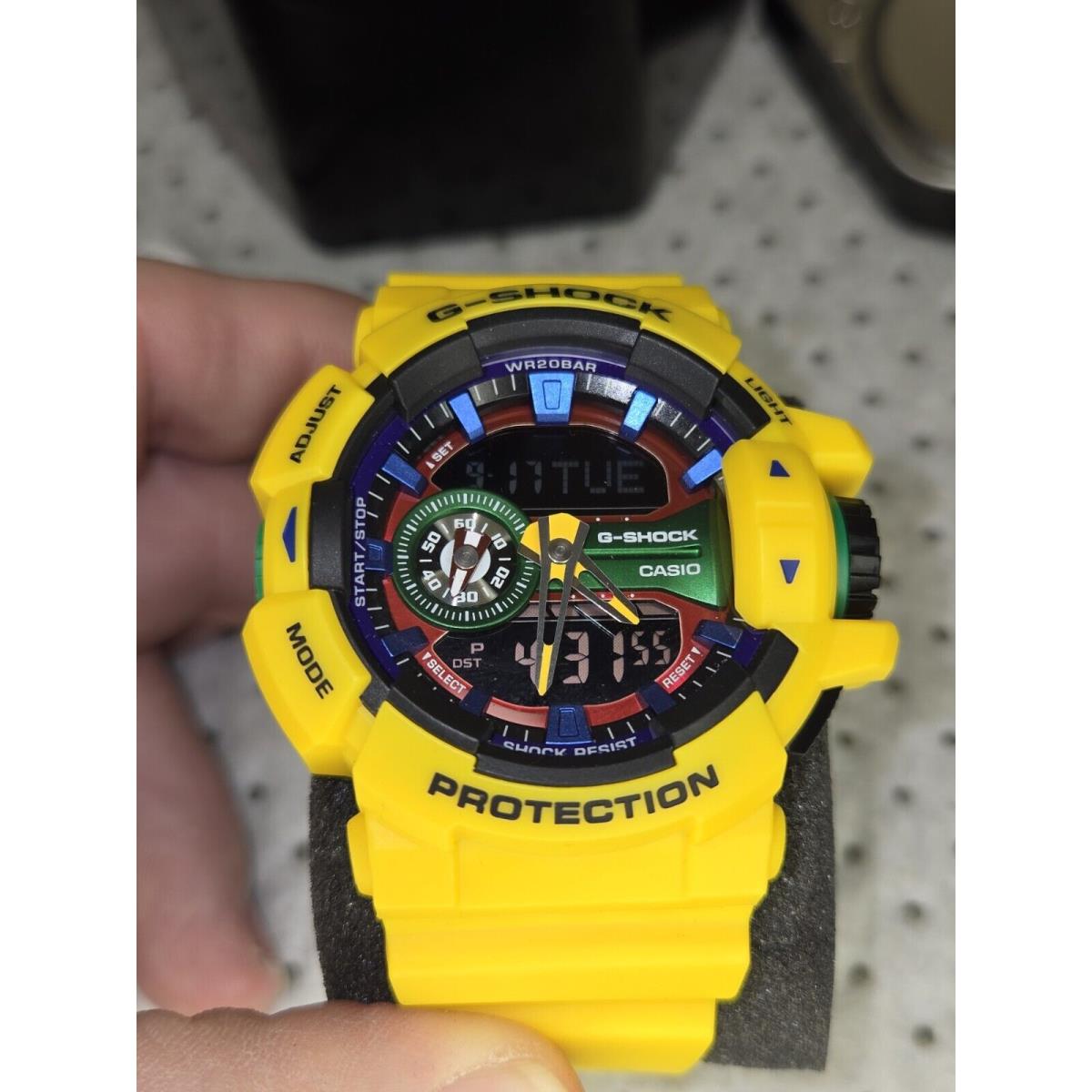 Casio G-shock GA-400-9AJF Digital Quartz Extremely Rare Hyper Colors Yellow