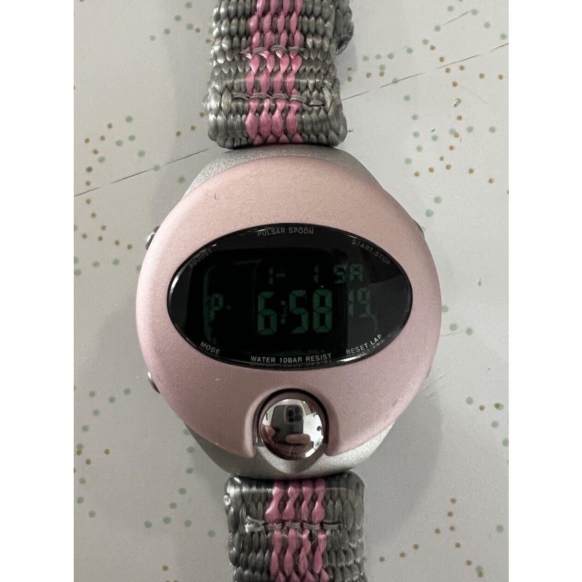 Pulsar Spoon Rare W240-4070 Pink Gray Working Nylon Band Battery
