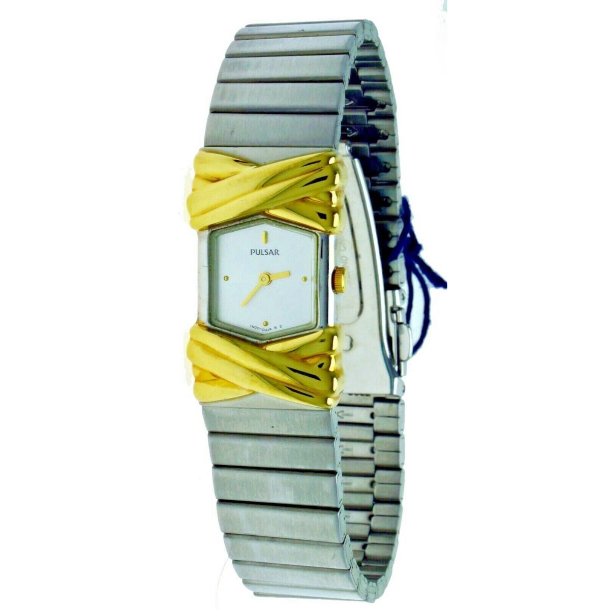 Old Stock Ladies Pulsar Watch 2 Tone S Steel Water R with Orginal Box PEG422
