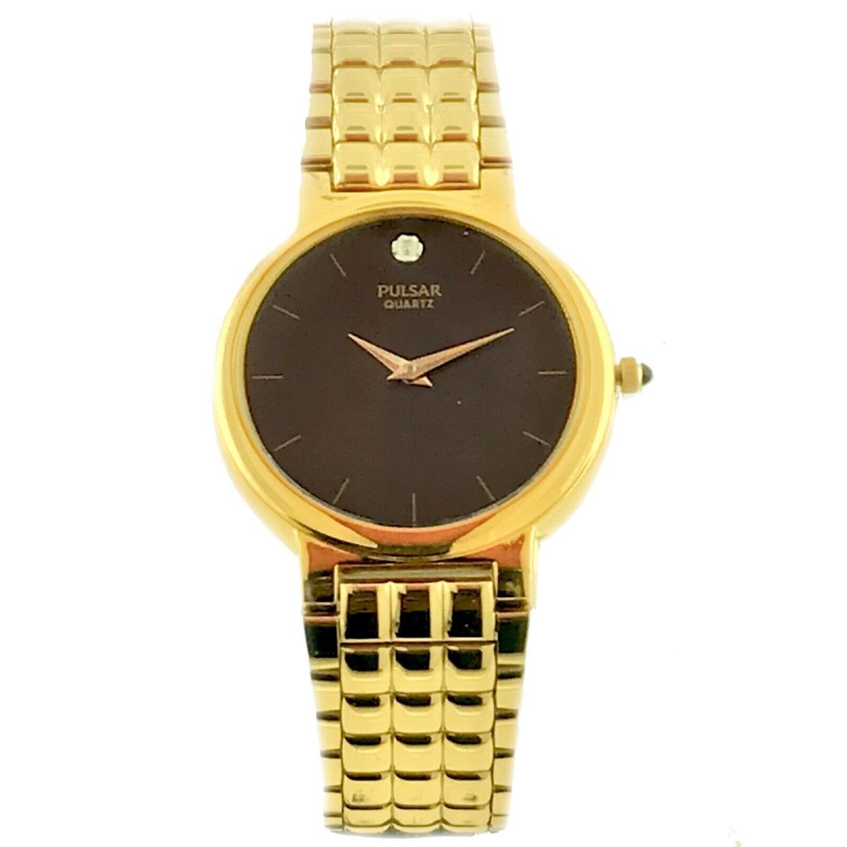 Pulsar v500-7A00 prr-004 Gold Tone Base Metal Bezel Stainless Steel Quartz Watch