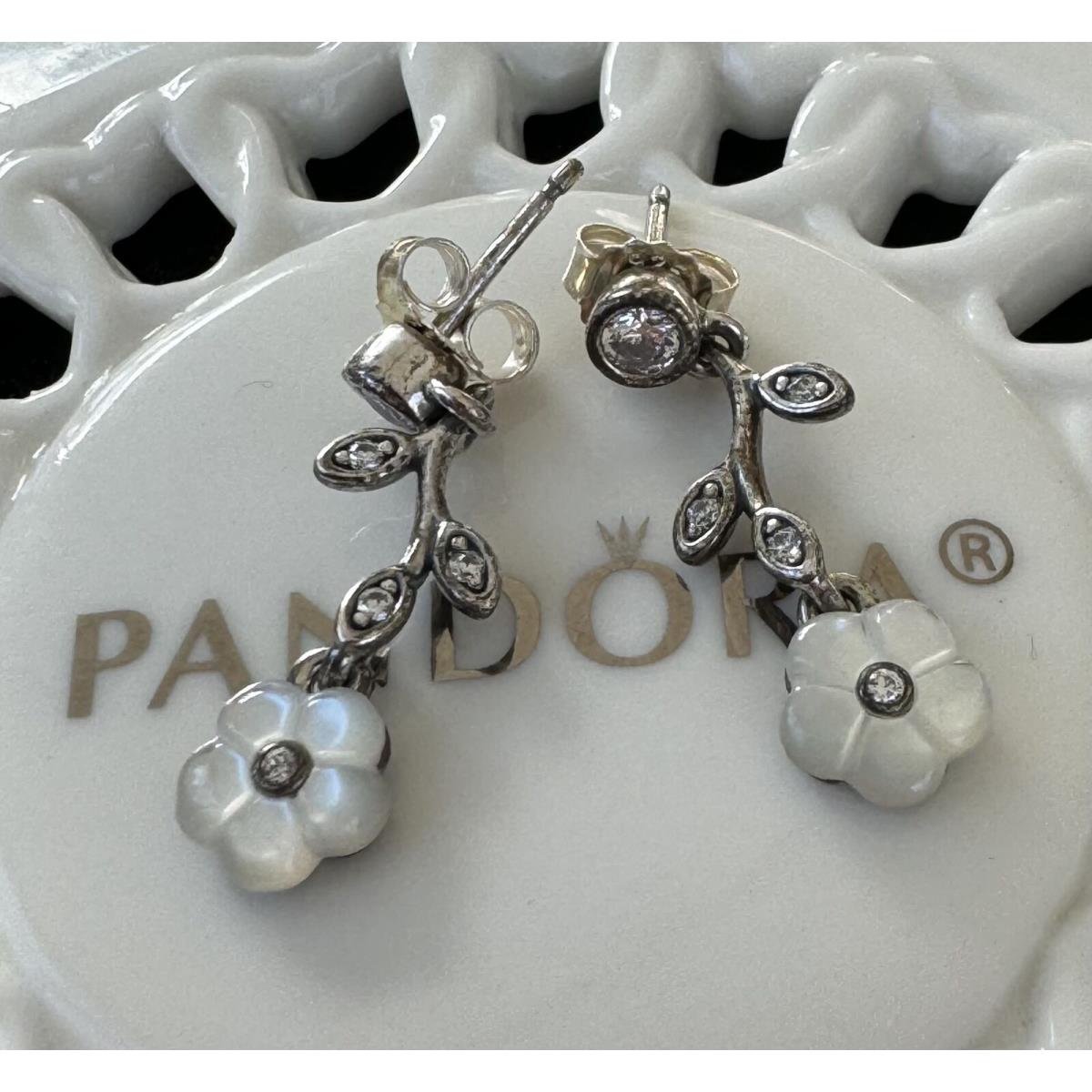 Pandora Luminous Florals Drop Earrings 290699MOP