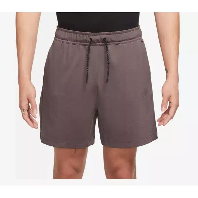 Nike Sportswear Tech Fleece DX0828-291 Men`s Large Plum Stretch Shorts APP1243