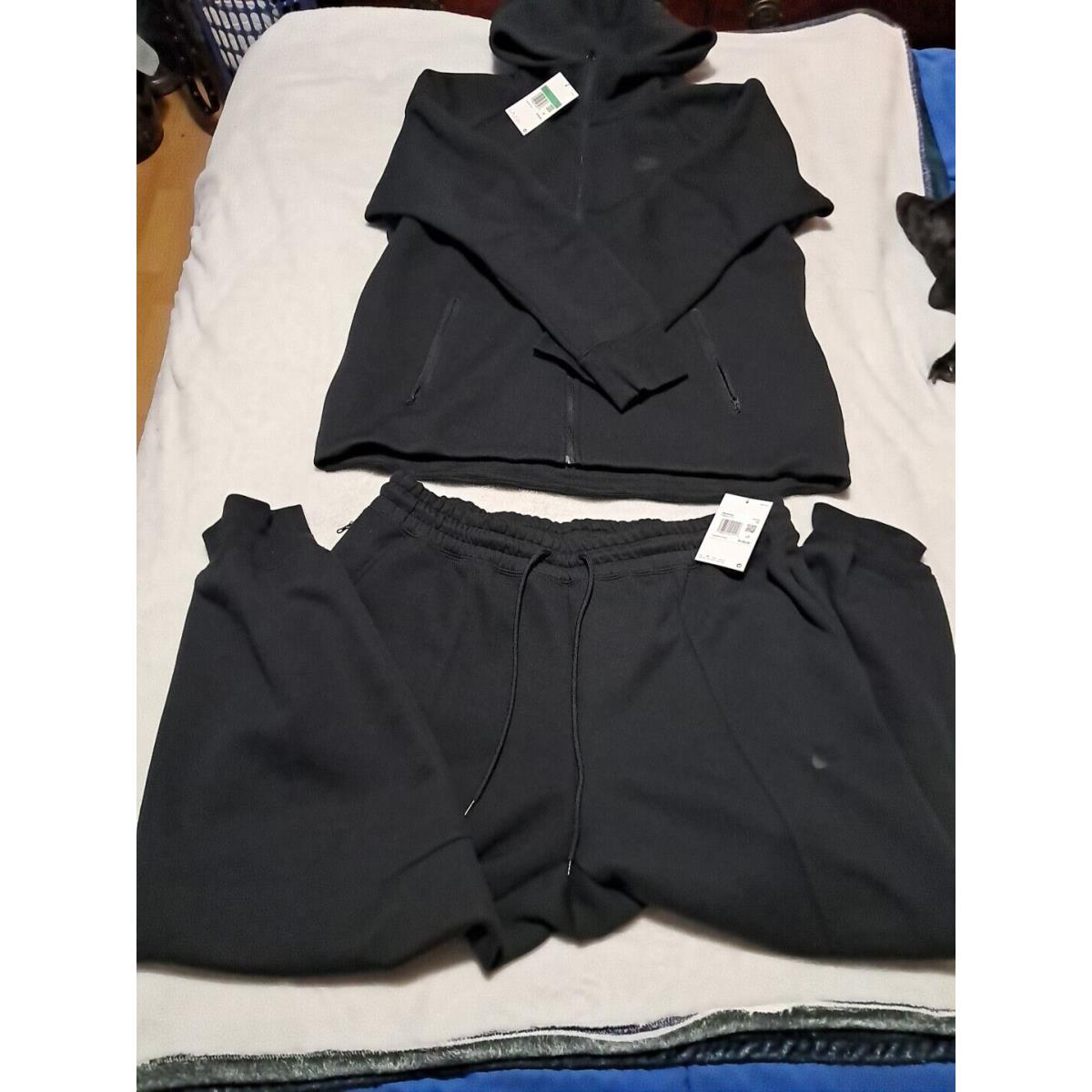 Nike Sportswear Tech Fleece Womens 1X Black Joggers 2 PC Set. Jacket and Pants
