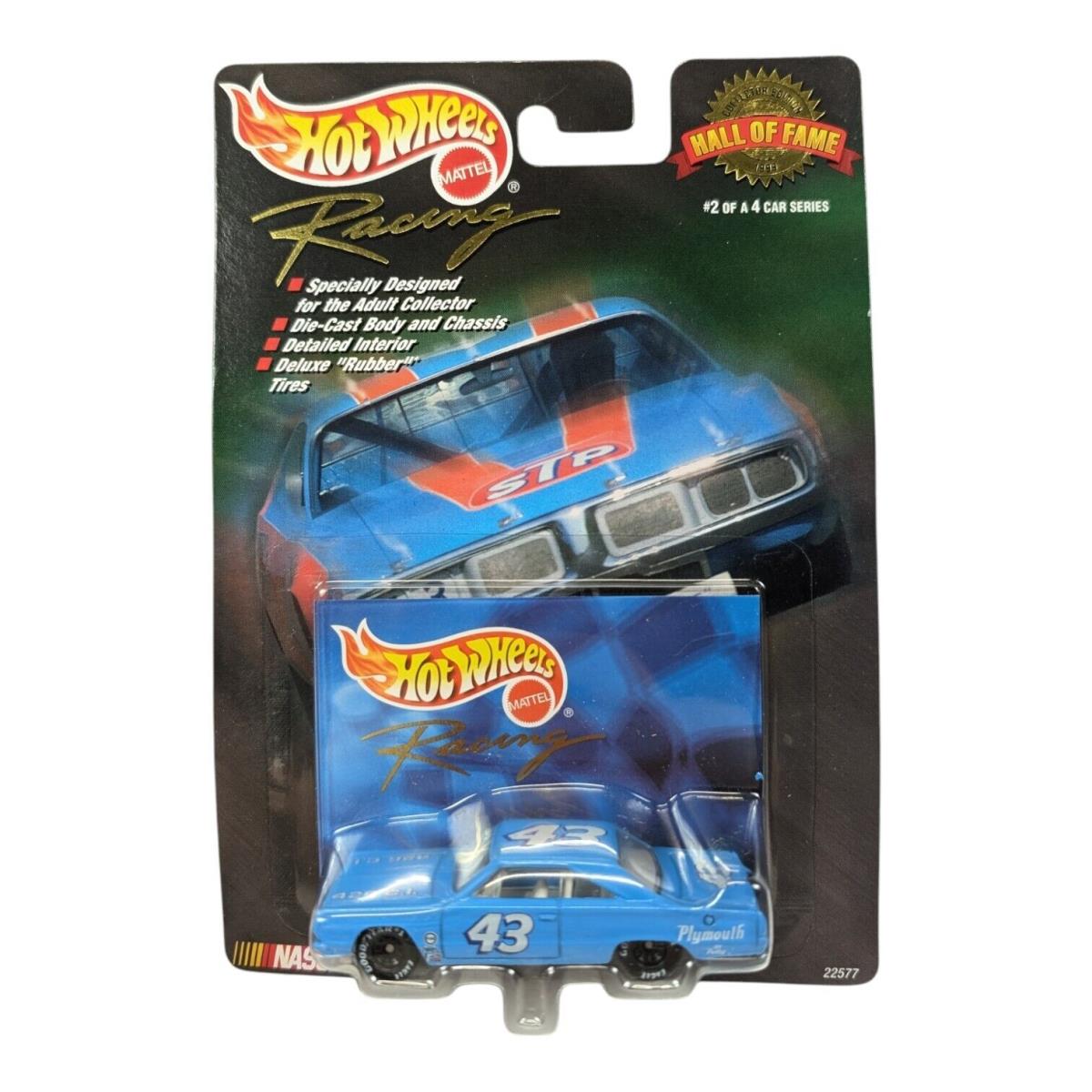 Hot Wheels Hall of Fame 43 Richard Petty `67 Plymouth 1:64 2/4 Nice