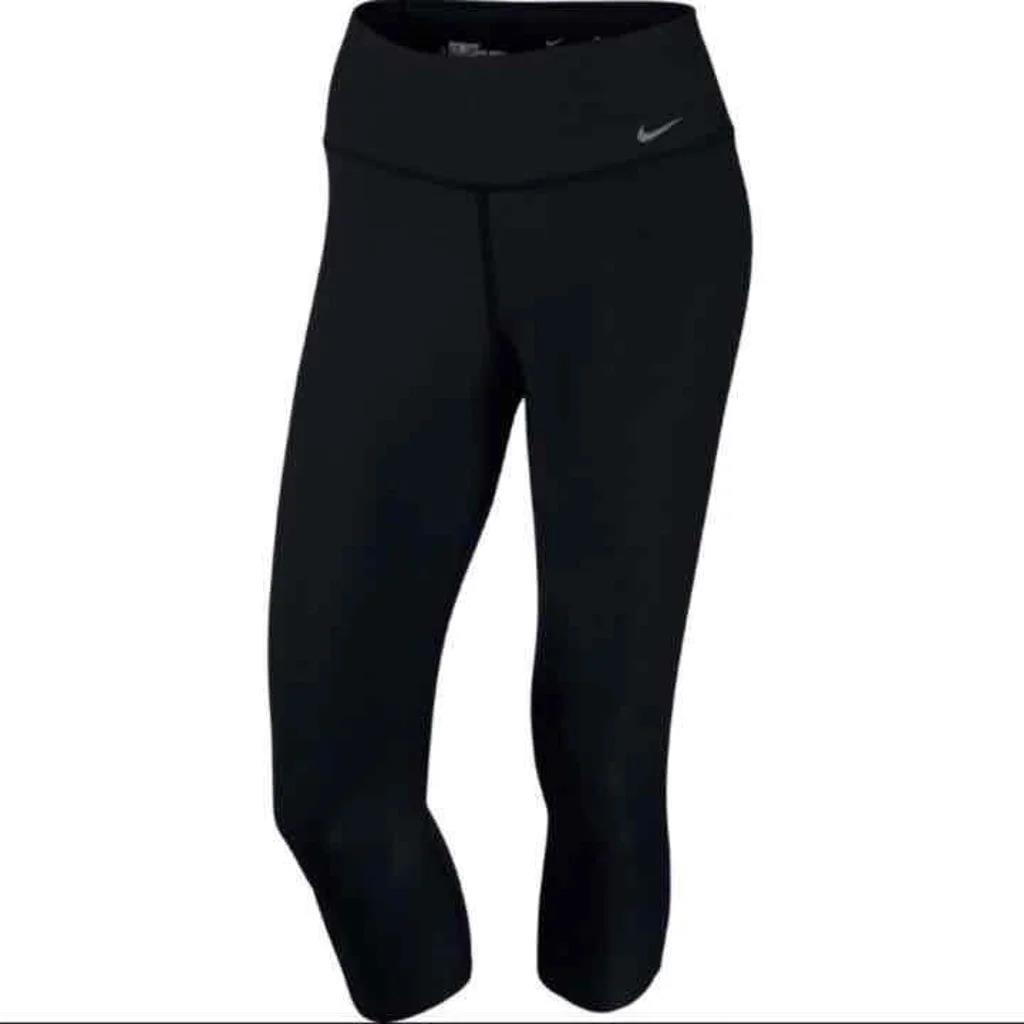 Nike Women`s Power Legendary Capris Black Size Small