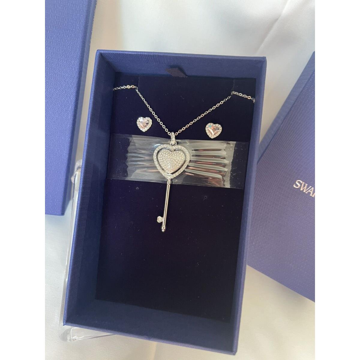 Swarovski Heart Set Stud Necklace with Charm