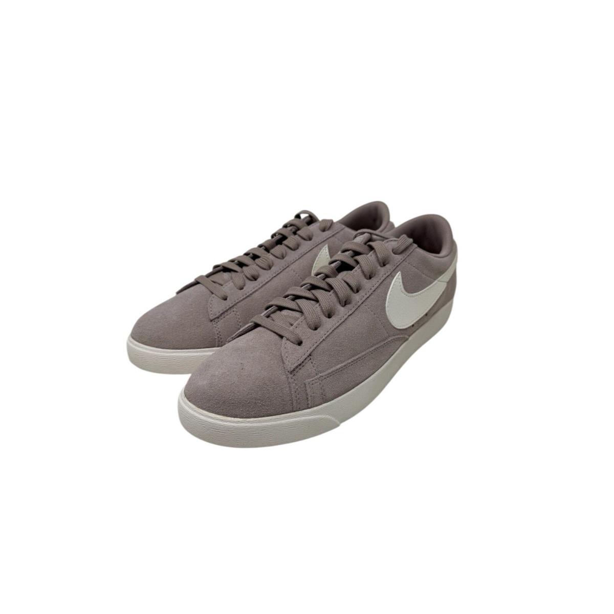 Nike Womens Blazer Low SD Size 12 - Gray