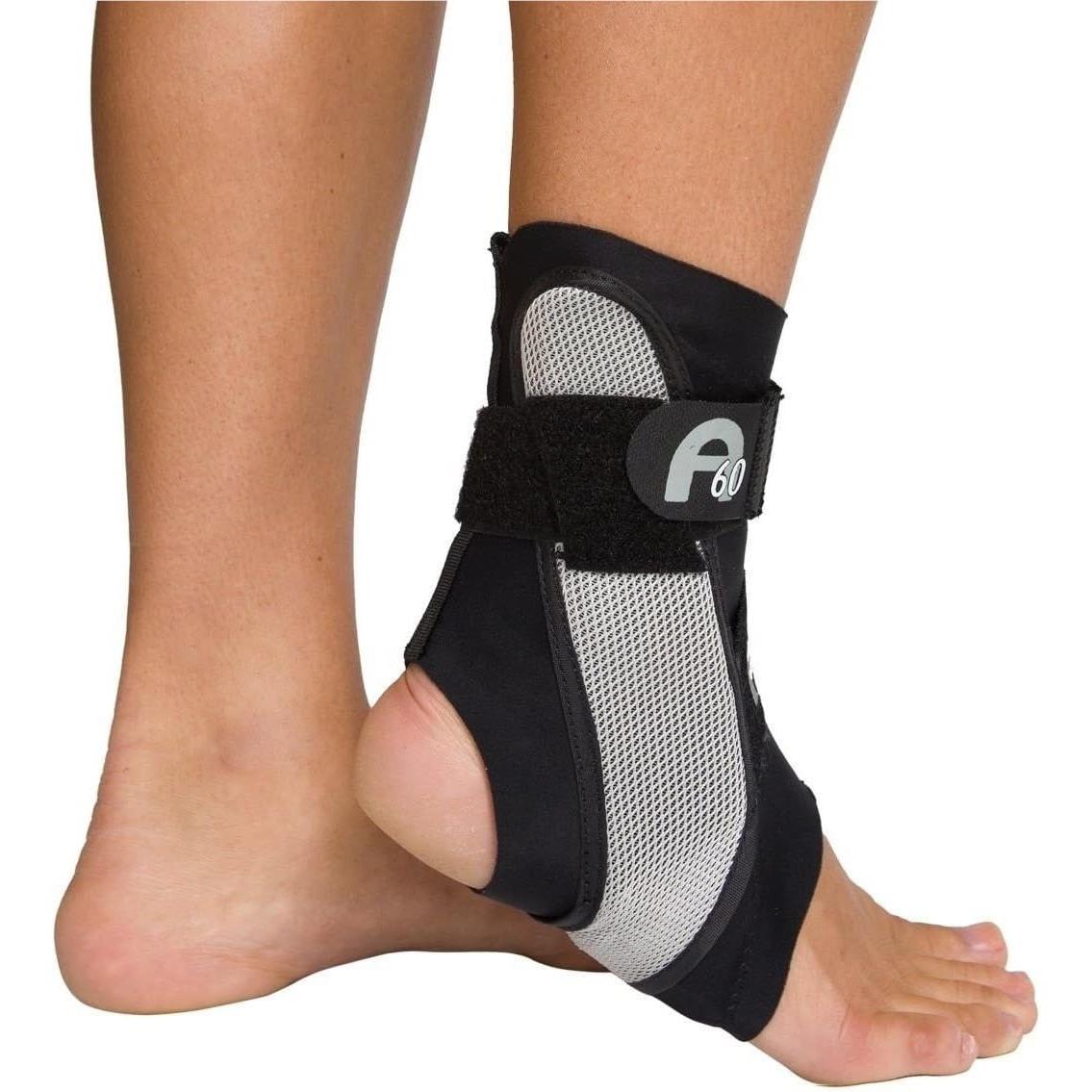 Donjoy Aircast A60 Ankle Support Brace Left Foot Black Small Shoe Size: Men`s 4-7 /
