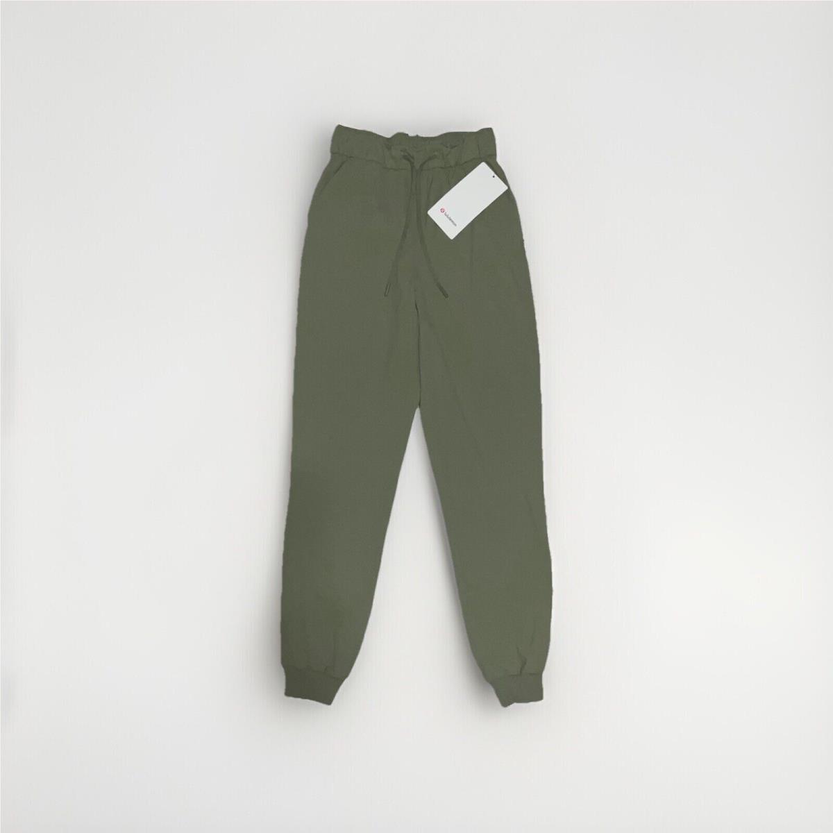 Lululemon Women s Stretch High Rise Jogger Luxtreme Pant Size 2 Green
