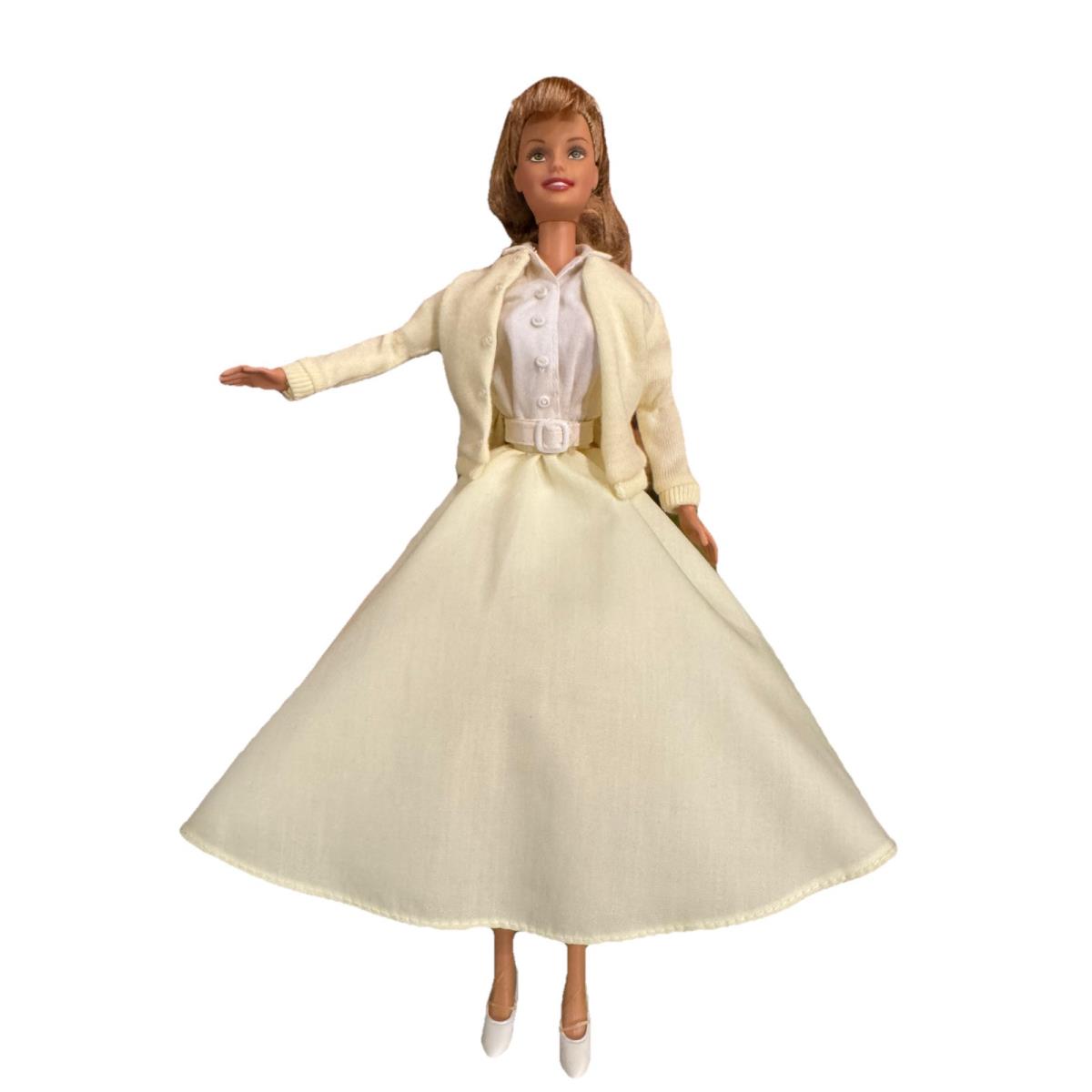 Grease Barbie Doll Sandy In A Yellow Dress Mattel 2004 C4773 Nrfb