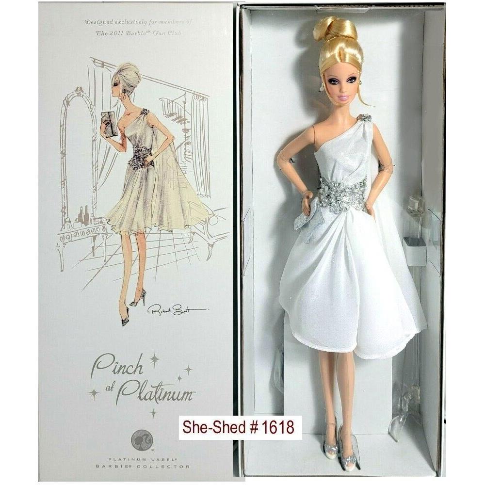 Pinch of Platinum Barbie Fan Club Exclusive T7680 - in Shipper Box
