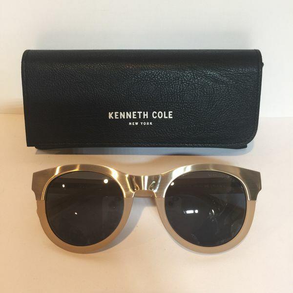 Kenneth Cole 7211 58D Matte Beige/ Smoke Polarized Plastic Sunglasses 50mm