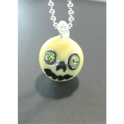 Bone Skull Marble with Swarovski Eyes 022