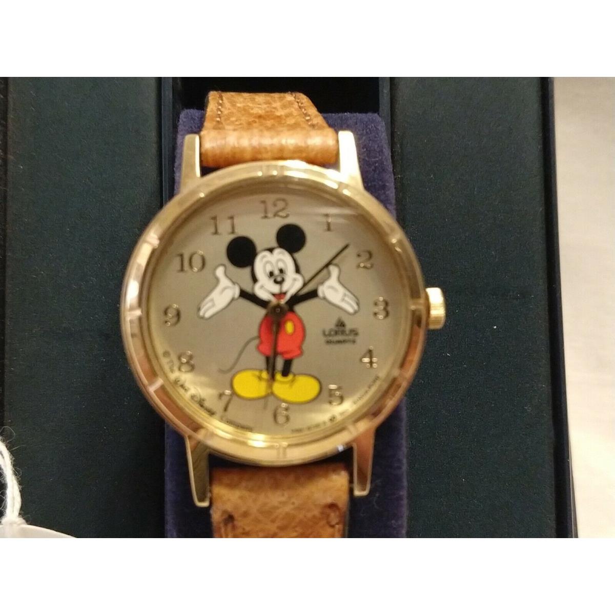 Vintage Lorus Mickey Mouse RA6366 Gold Tone/tan Leather Watch