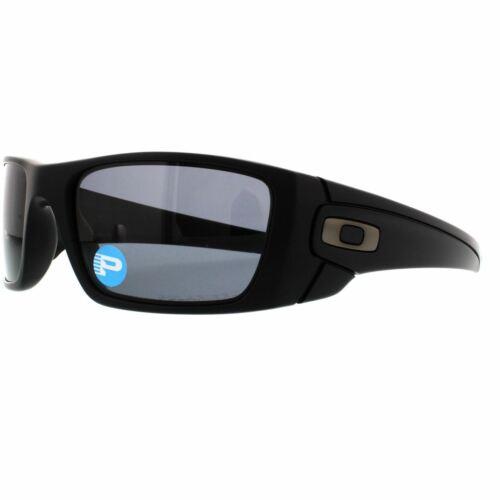 OO9096-05 Mens Oakley Fuel Cell Polarized Sunglasses - Frame: Black, Lens: Gray