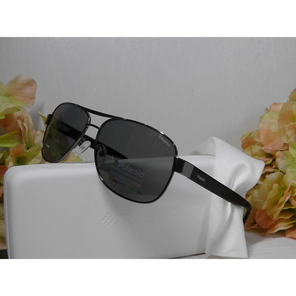 Polaroid sunglasses Aviator - Black/Ruthenium Frame, Gray Lens 10