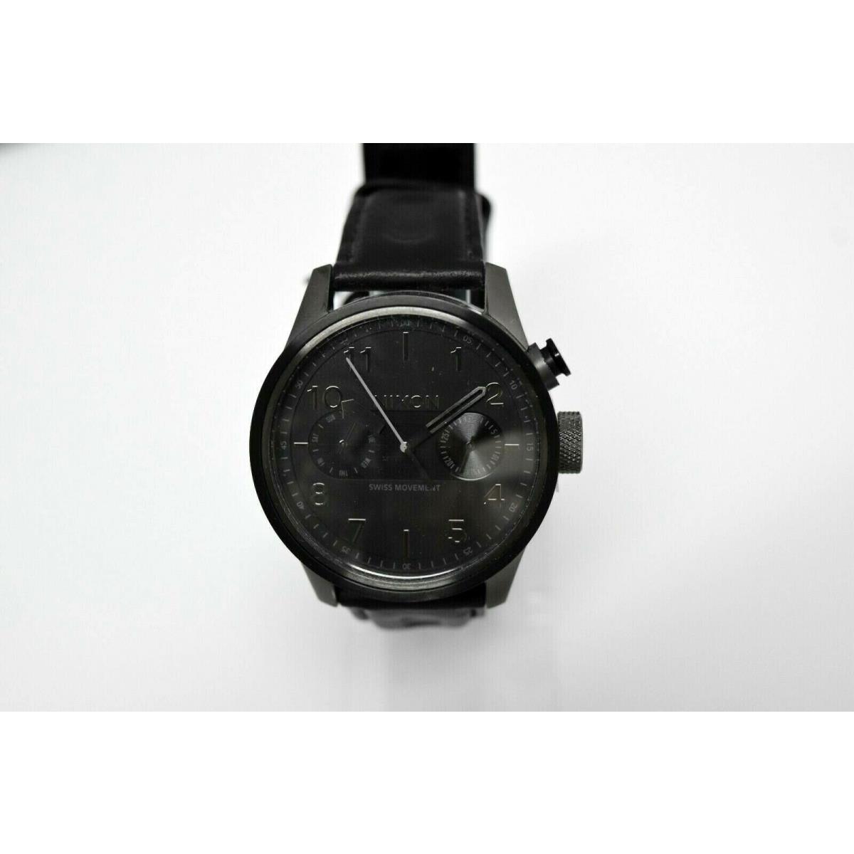 Nixon Safari Deluxe Leather Gunmetal Black Swiss A977 680-00 Watch