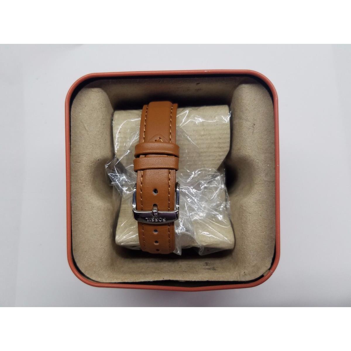 Fossil White Dial St.steel Case Brown Leather Strap Women`s Watch BQ3074