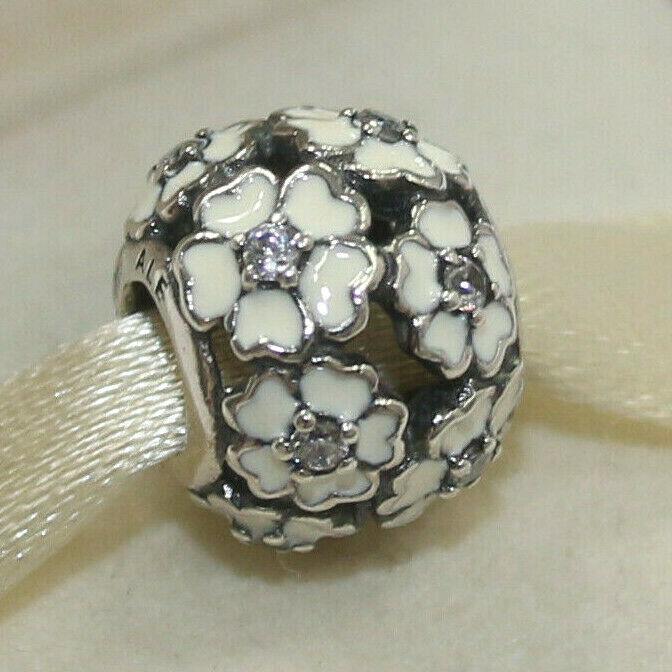 Pandora Charm Primrose Meadow White Enamel 791488EN12 W Suede Pouc