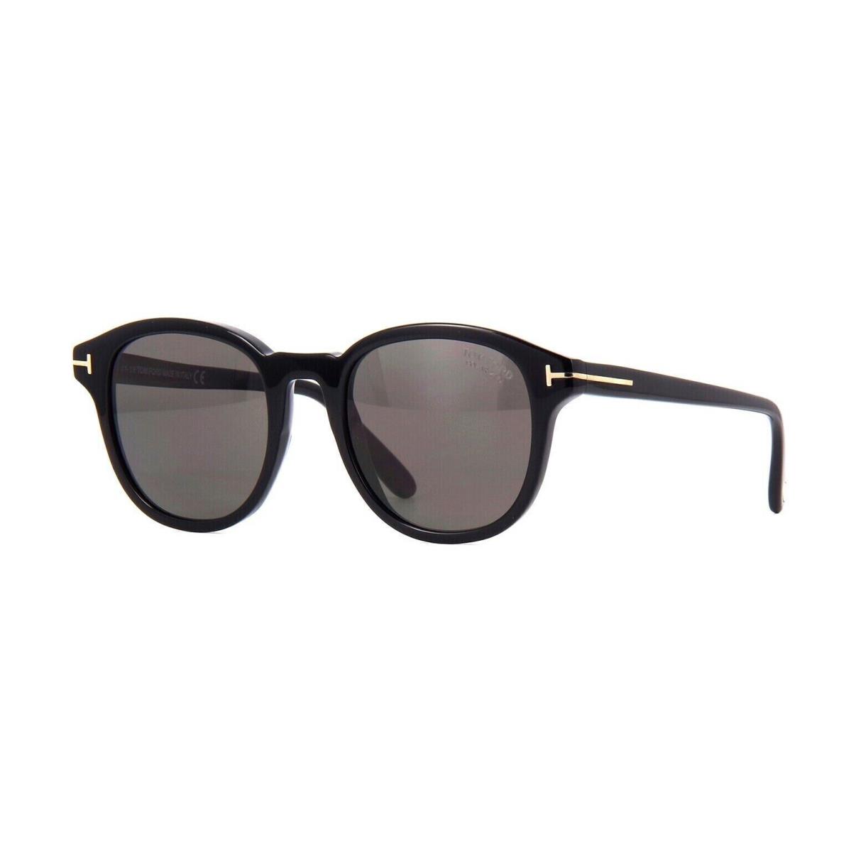 Tom Ford FT0752 01D Sunglasses Shiny Black Frame Smoke Polaraized Lenses 52mm